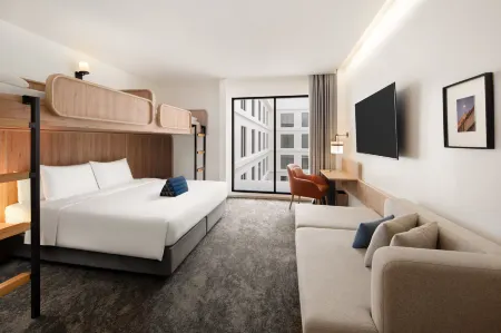 ASAI Bangkok Chinatown Отели рядом со станцией Бангбамру