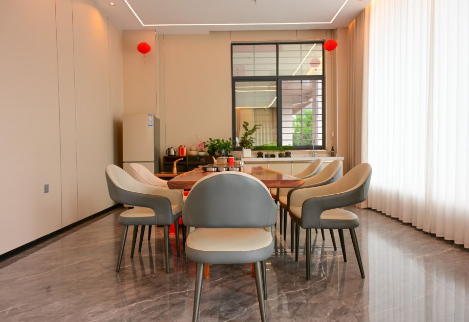 Hotel Review Summary 1