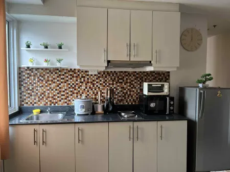 Budget-Friendly Condo in Pasay Отели рядом с достопримечательностью «The Dessert Museum»