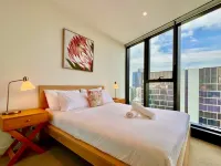 Highrise view 1king1Queen 2baths