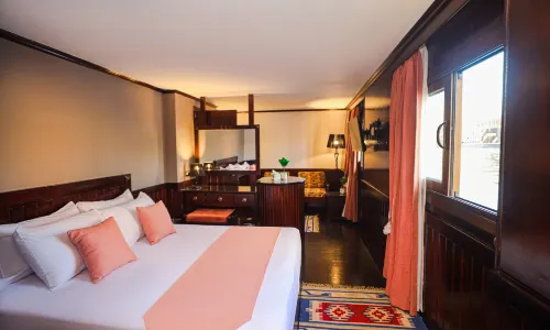 YOU Nile View Hotel