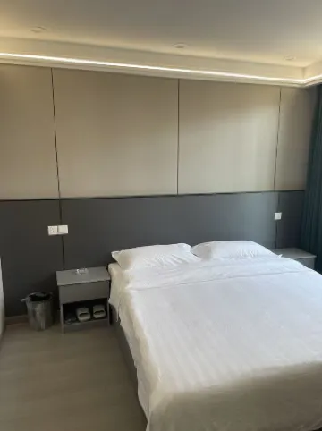 Hongtai Homestay (Lujiang Neihuan North Road)