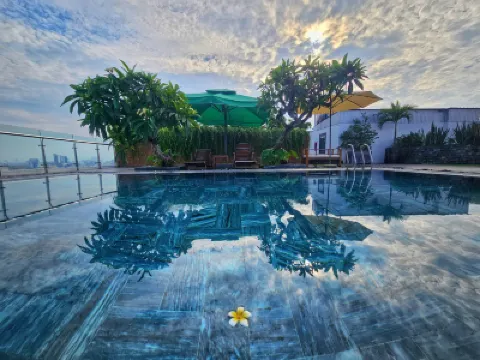 Mtr Apartment & Hotel โรงแรมใกล้Danang Architecture University