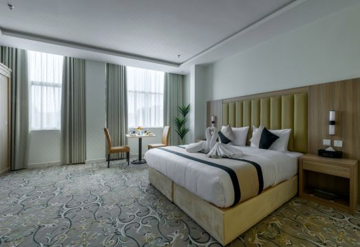 MidTown Majestic Garden Resort 전경