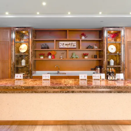 Qinghai Chenxin Hotel (Xining Railway Station)