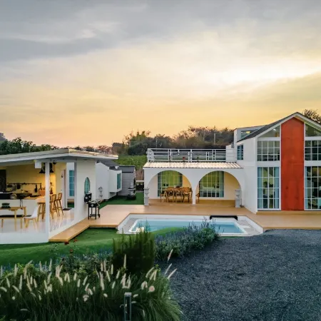 Apple Tree Pool Villa Khao Yai Отели рядом с достопримечательностью «Винодельня Alcidini»