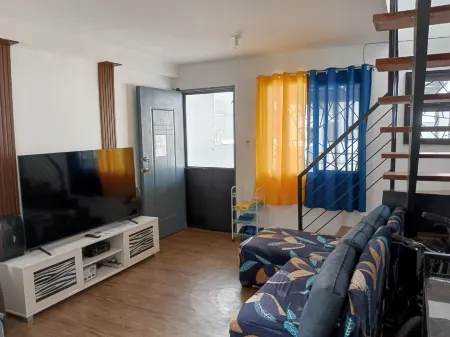 Queen Abby's Staycation Отели в г. Нашугбу