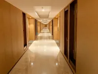 Chengdu Yunxili Hotel (Tianfu Square Chunxi Road)