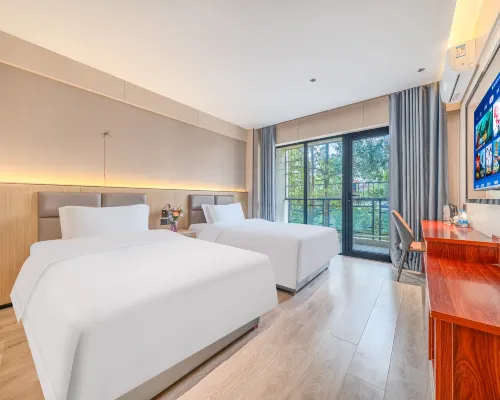 Ledong Hongyun Four Seasons Hotel (Jiusuo) โรงแรมในเลอตง