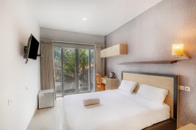 Double A House Hotels near شاطئ إيكو