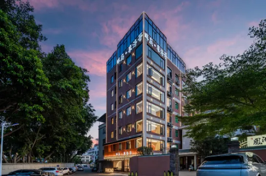 Pandao Morocco Hotel (Gucheng Paifang Street Guangji Bridge)