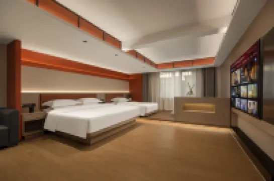 Yuehu Rongzhu Hotel (Two Rivers and Four Lakes Elephant Trunk Hill)