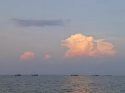 Weijia Homestay (Taihu Longzhimeng)