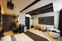 Yanji · Yuexiangli | The Beauty of The East Artist Hotel - Gym