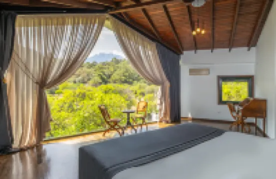 Cottage House - Adult Only