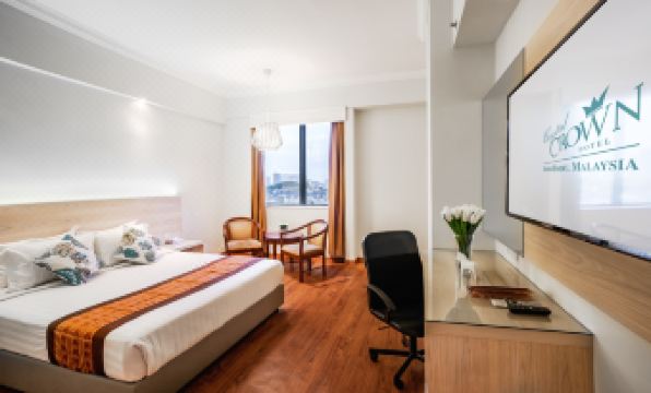 Crystal Crown Hotel JB