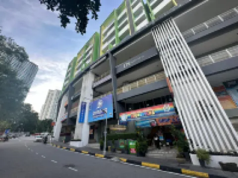 Setia Tri-Suite(1) by Homey Planet