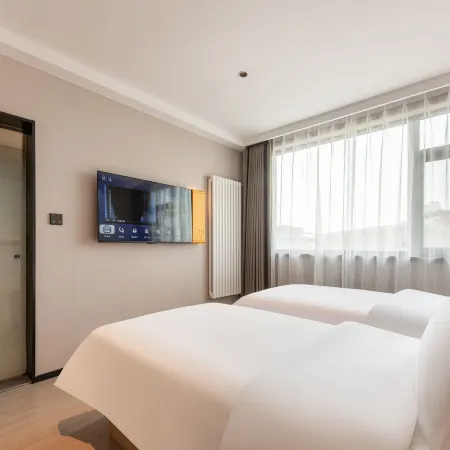 7 Days Premier Hotel (Yuncheng Qi Cai Yue Salt Lake Guijie Store)
