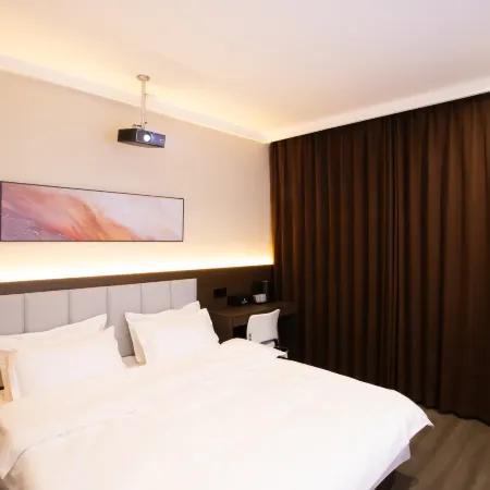 Yilong Ruiyun Hotel (Hengshui Heping East Road)