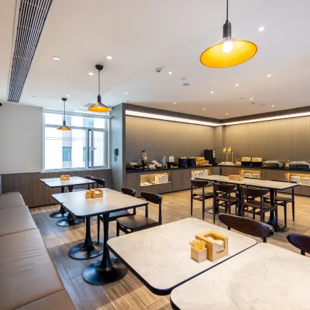 HanTing Hotel (Tianshui Qin'an High-speed Railway Station Pedestrian Street)