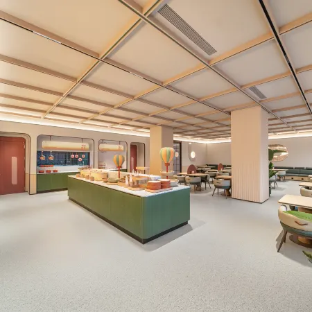 Orange Hotel (Zhengzhou East Station West Square)