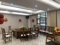 Fanbo Four Seasons Hotel