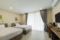 Walk Street Hotel & Apartment