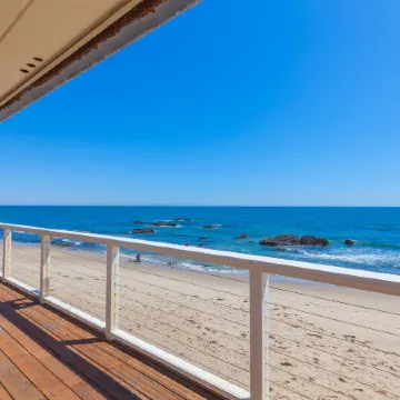 Malibu Road Ocean Front House Direct Beach Access