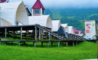 Deep breaths at Xiling Snow Mountain Campground