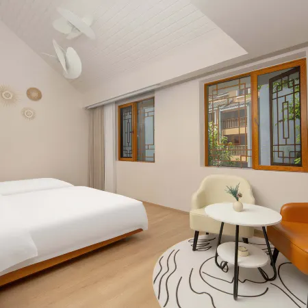 Chun&Build Luxury Inn