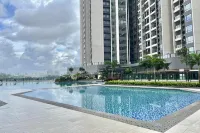 R&F Princess Cove Designer Suites By NEO - Pools
