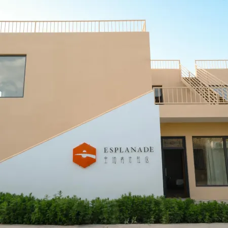 Esplanade International Youth Hostel