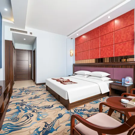 Silk Road Light Hotel (Wuwei Pedestrian Street Railway Station)