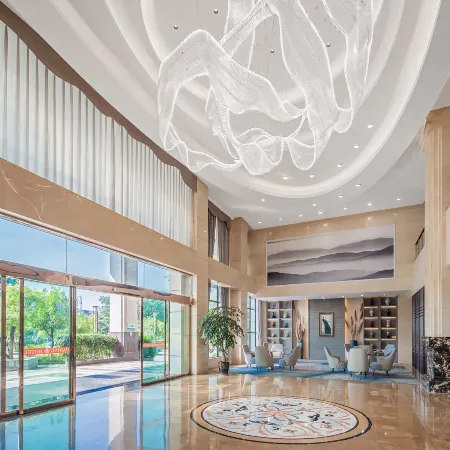 Huanning Hotel
