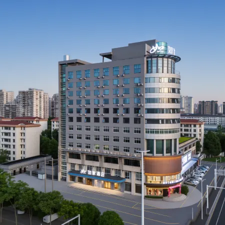 Home Inn (Changde High-speed Railway Station Huanlecheng Branch)