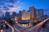 朗雲酒店（石家莊北國商城勒泰中心店） 酒店