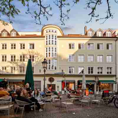 Viktualienmarkt: Most Central Luxury Apartment in Munich City Hotel Exterior