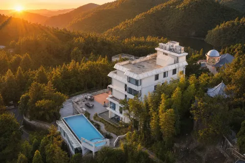 Fuzhou Guling Guxing Wangyue Hotel (Liushanwang Park) - Rooftop Pools