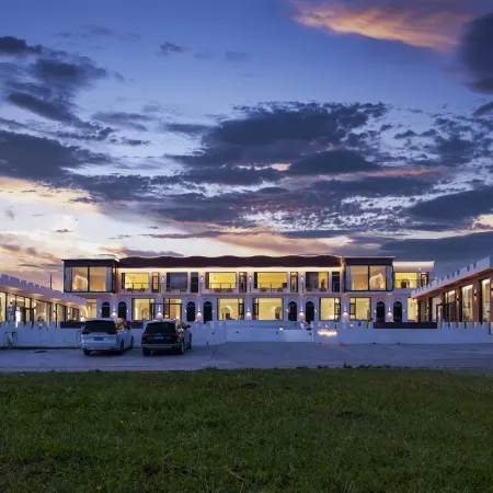 Nalan Tianye Homestay (Fengning Bashang Grassland China Horse Town Tourist Resort)