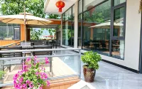 Mountain Stream Elegant Residence - 2-Star