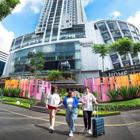 Harris Suites fx Sudirman Отели рядом с достопримечательностью «Площадь Semanggi»