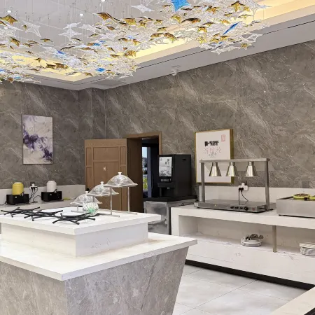 Chifeng Yaochi Collection Hotel