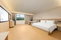 Ji Hotel (Ganzhou Mixc City Municipal Government Branch) - parking