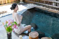 Springs Resort - Bathtub