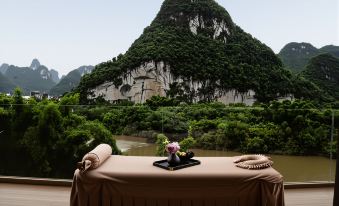 Riverside Paradise Hotel (Lijiang River Branch)