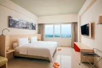 Harris Hotel & Conventions Ciumbuleuit - Bandung - Airport Shuttle