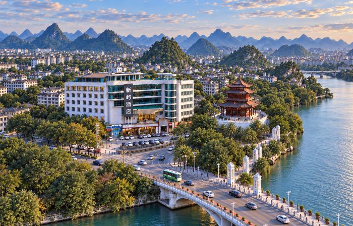 NEO ISLE Hotel (Guilin Liangjiang Sihu Xiangbishan)