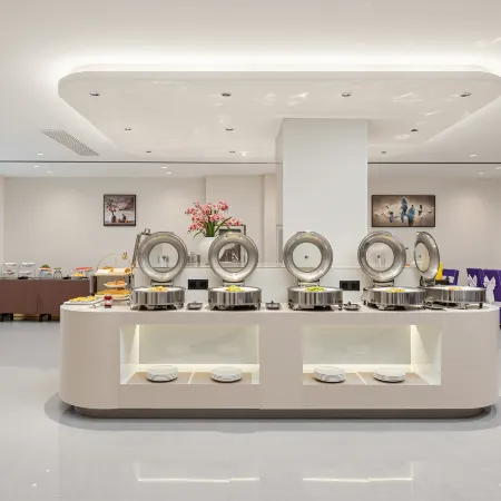 Huangjia Hotel