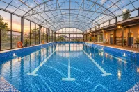 Amory Stillus Collection Dalat - Pools