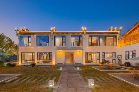 Floral Lux Hotel Jiuhuashan Suli Zhuyunxuan Homestay Отели рядом с достопримечательностью «Jiu Hua Shan Dayuan Buddhist Culture Park»